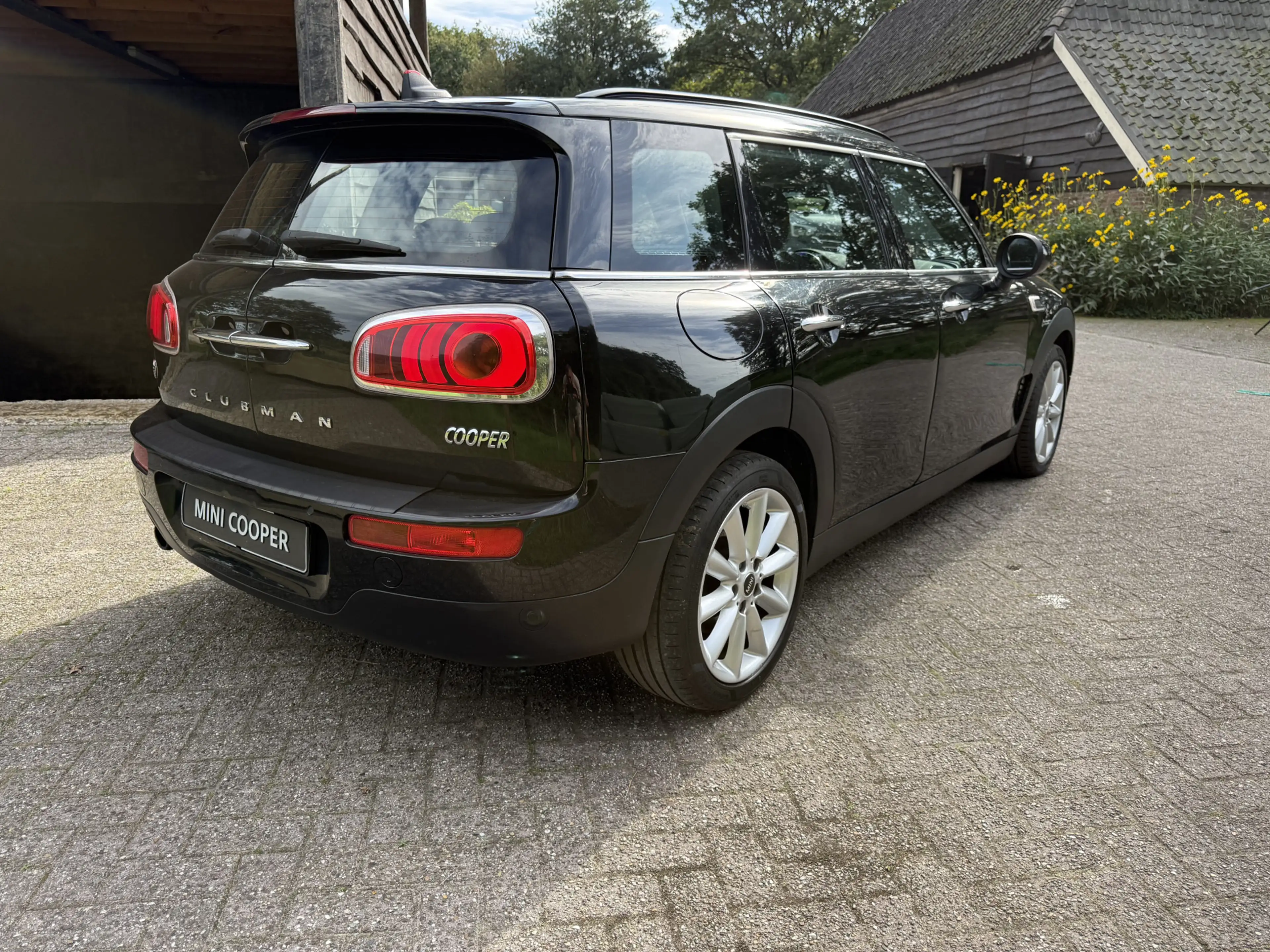 MINI Cooper Clubman 1.5 Chili. Panoramadak,LED, Navi ! Zeer mooi !! — photo 3