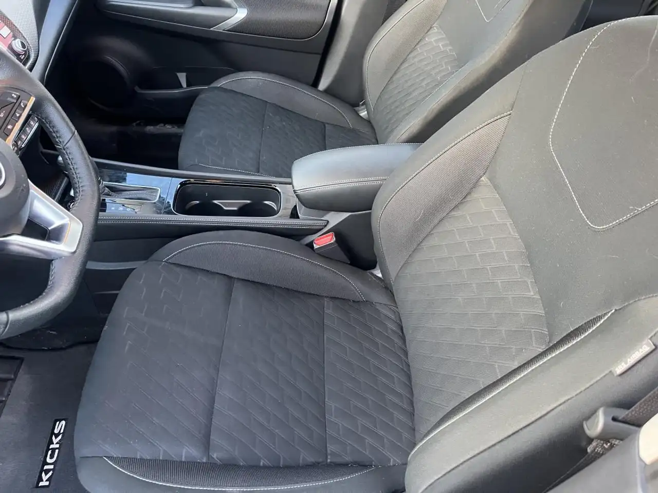 Nissan Kicks снимка Nissan Kicks