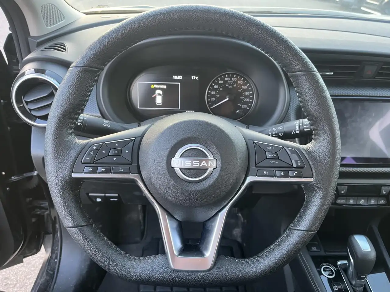 Nissan Kicks снимка Nissan Kicks