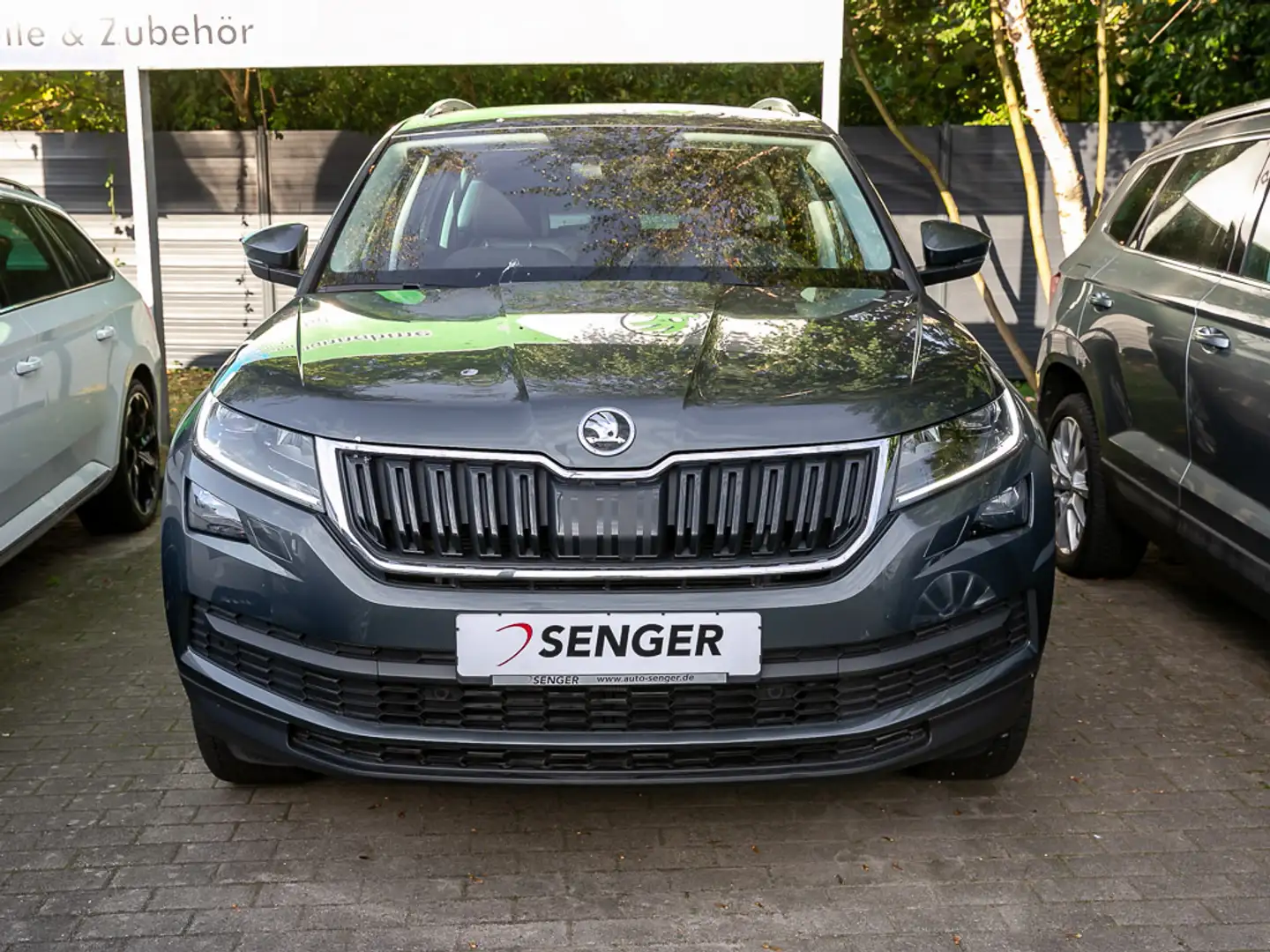 Skoda Kodiaq 1.5 TSI Style DSG Navi Pano Smart Link Gris - 2