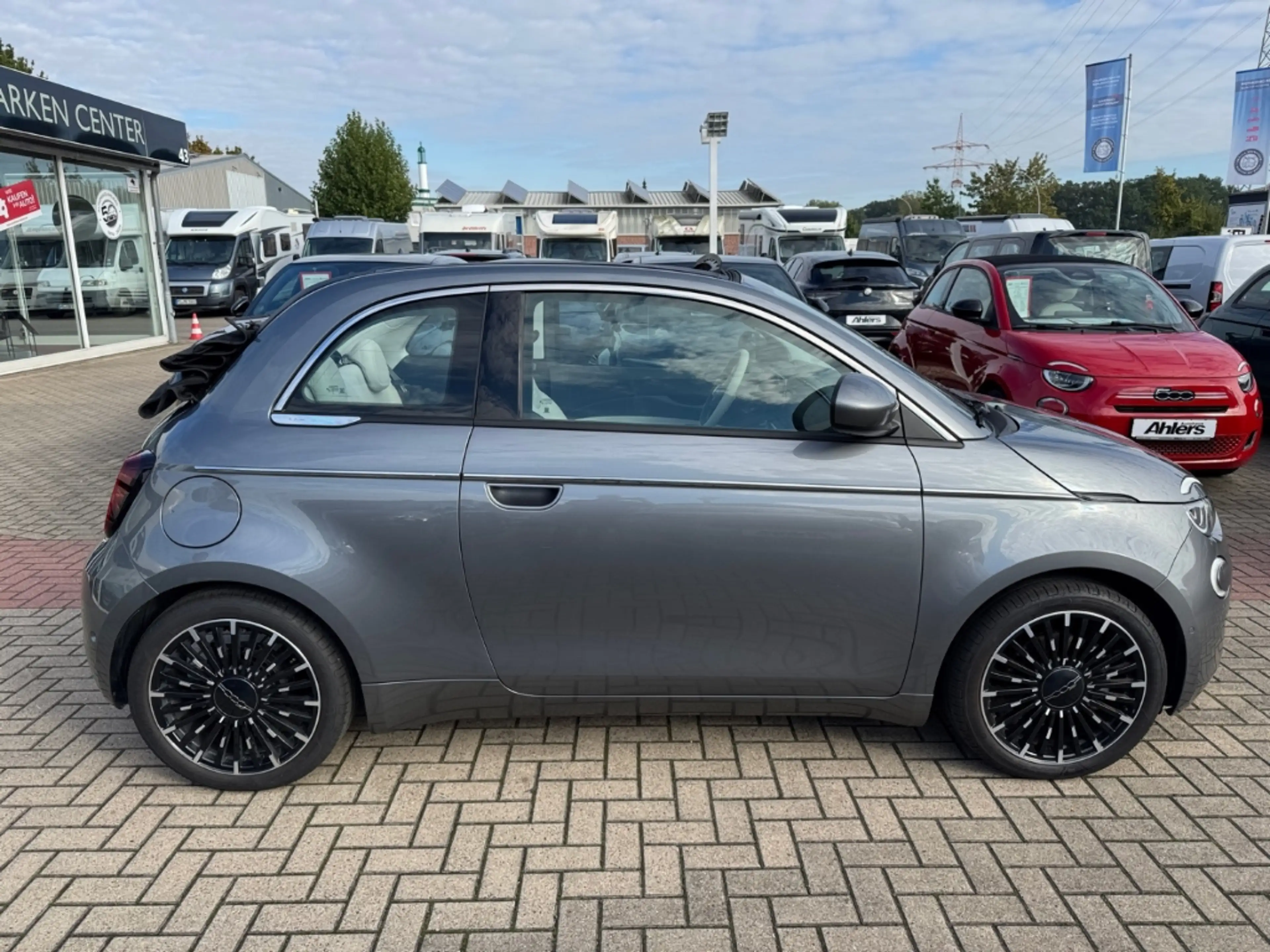 Fiat 500e La Prima By Bocelli+NAVI+JBL+LEDER+ACC+KAMERA — photo 9