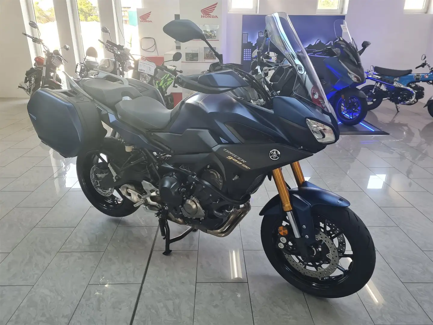 Yamaha Tracer 900 Blau - 1