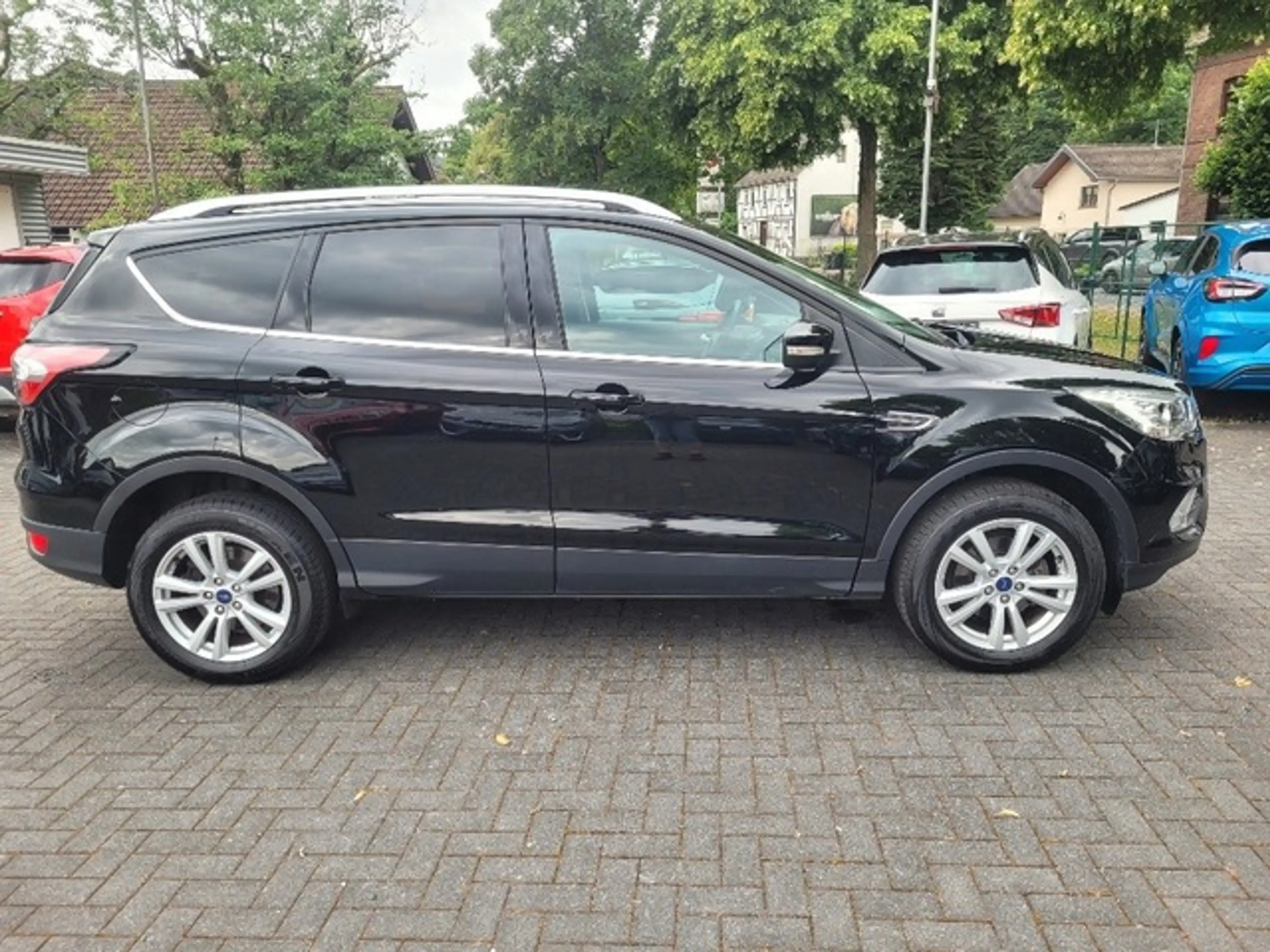 Ford Kuga COOL&CONNECT — photo 6