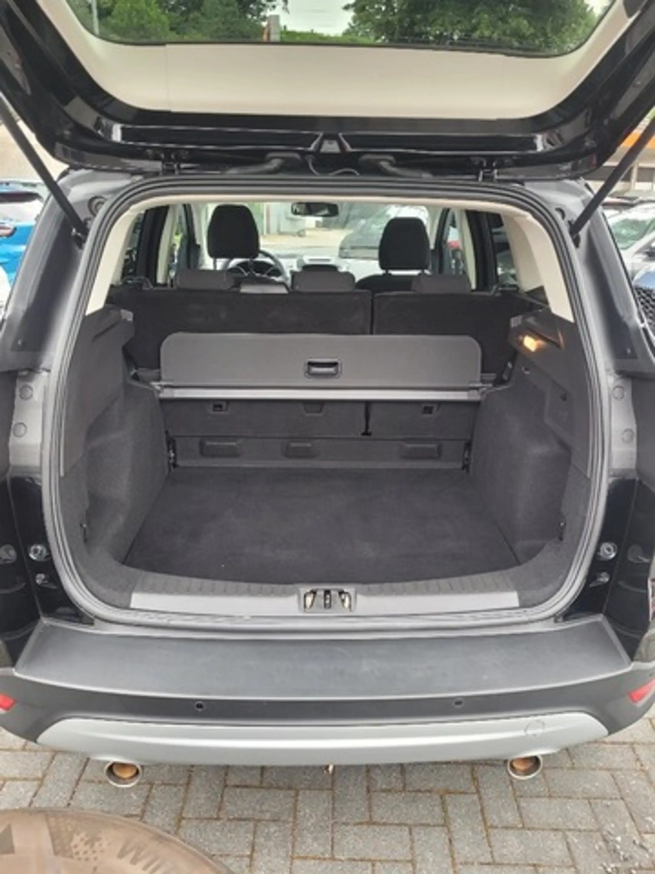 Ford Kuga COOL&CONNECT — photo 17