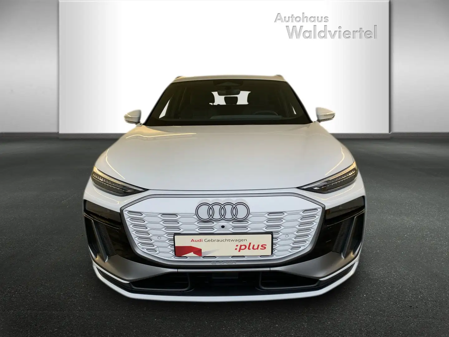Audi Q6 e-tron e-tron quattro Weiß - 2
