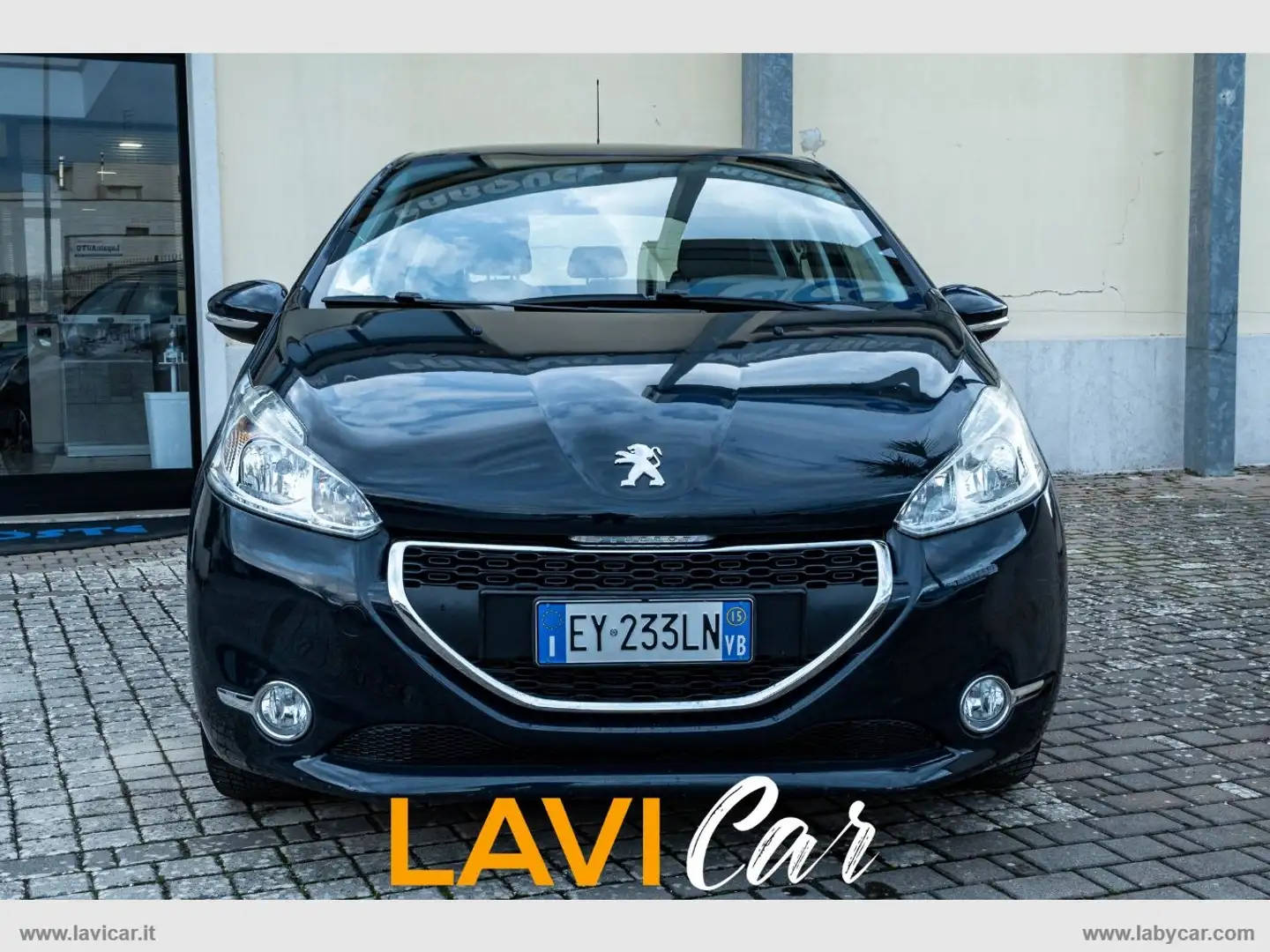 Peugeot 208 PureTech 82 5p. Allure - 1