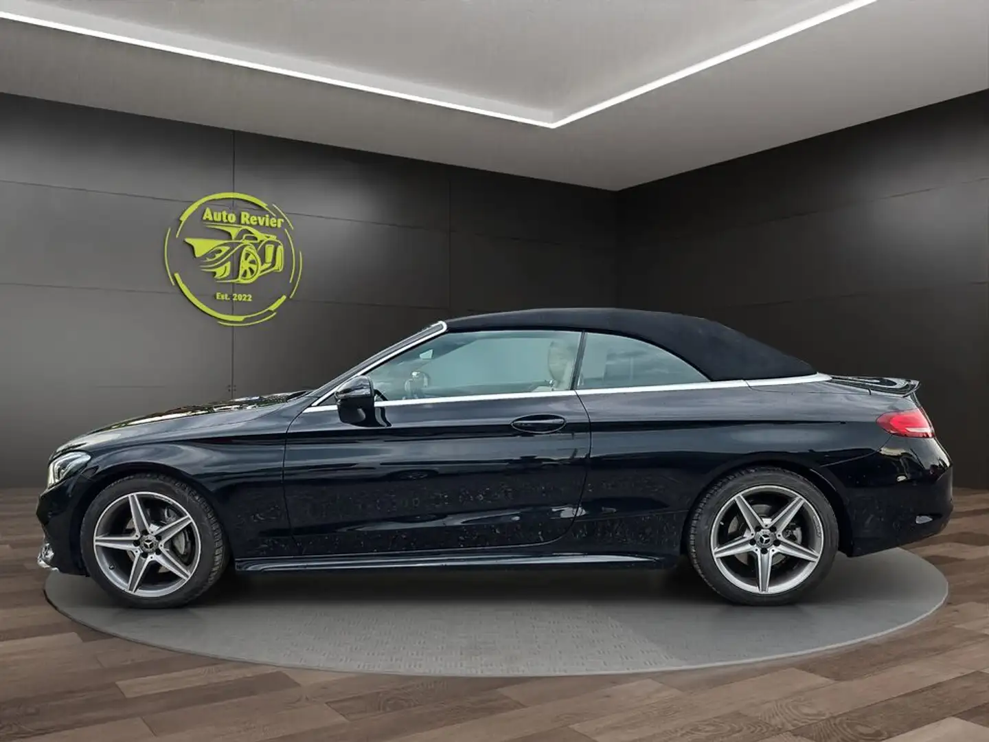 Mercedes-Benz C 180 (205.440) Noir - 2