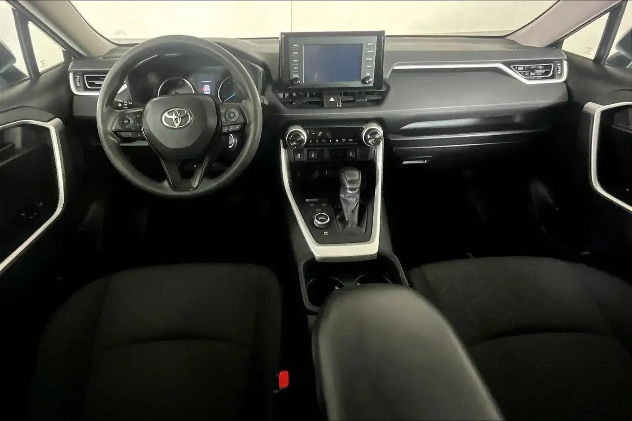 Toyota RAV 4 снимка Toyota RAV 4