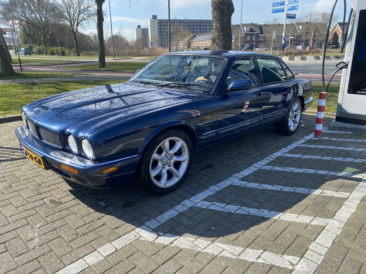 Jaguar XJR, foto 2
