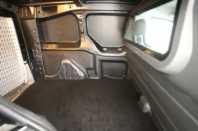 Peugeot Partner view 25