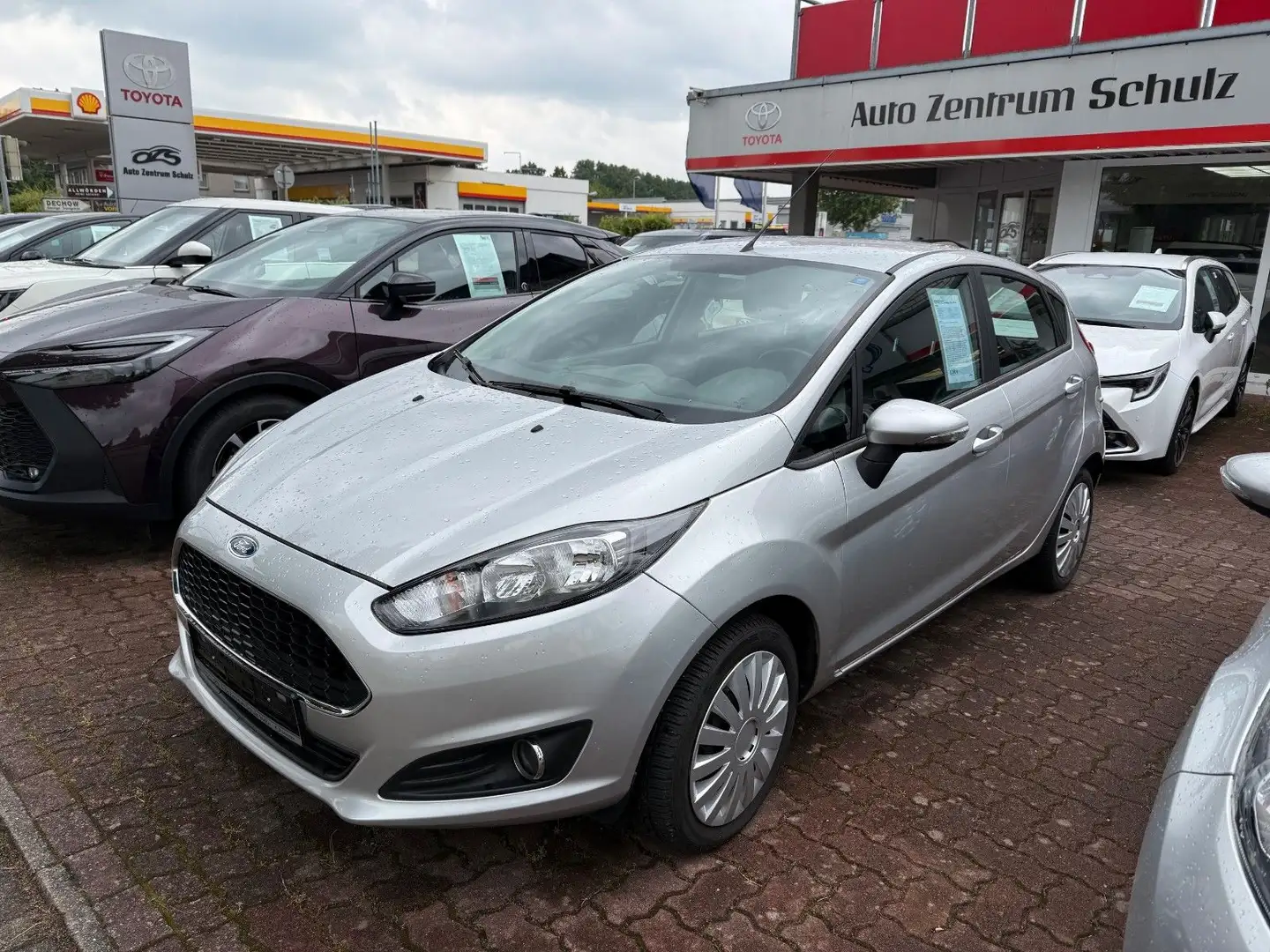 Ford Fiesta 1,25 Celebration, Klima, Winter-Paket Silber - 2