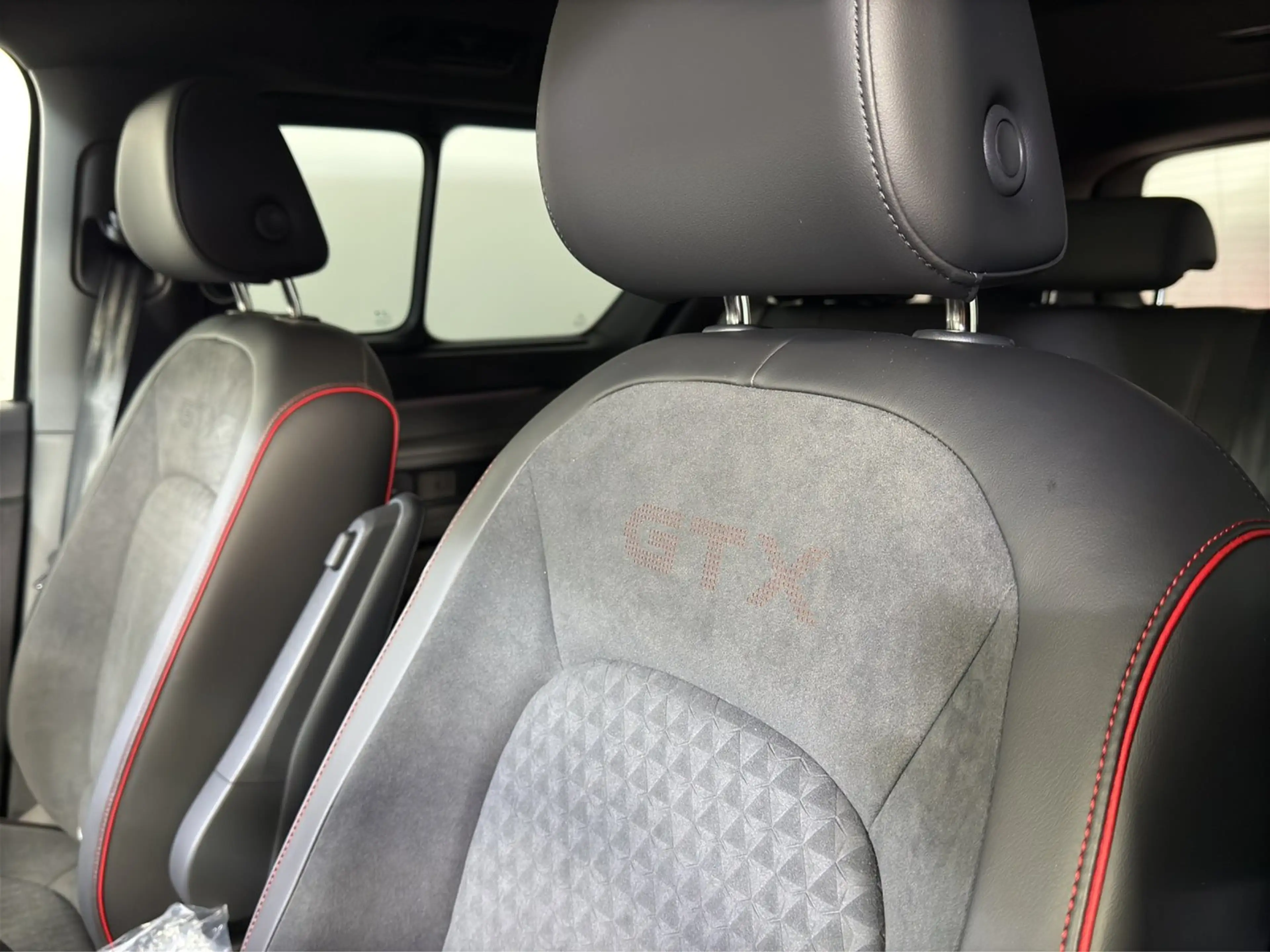 Volkswagen ID. Buzz VW ID. Buzz GTX 4MOTION 250 kW — photo 11