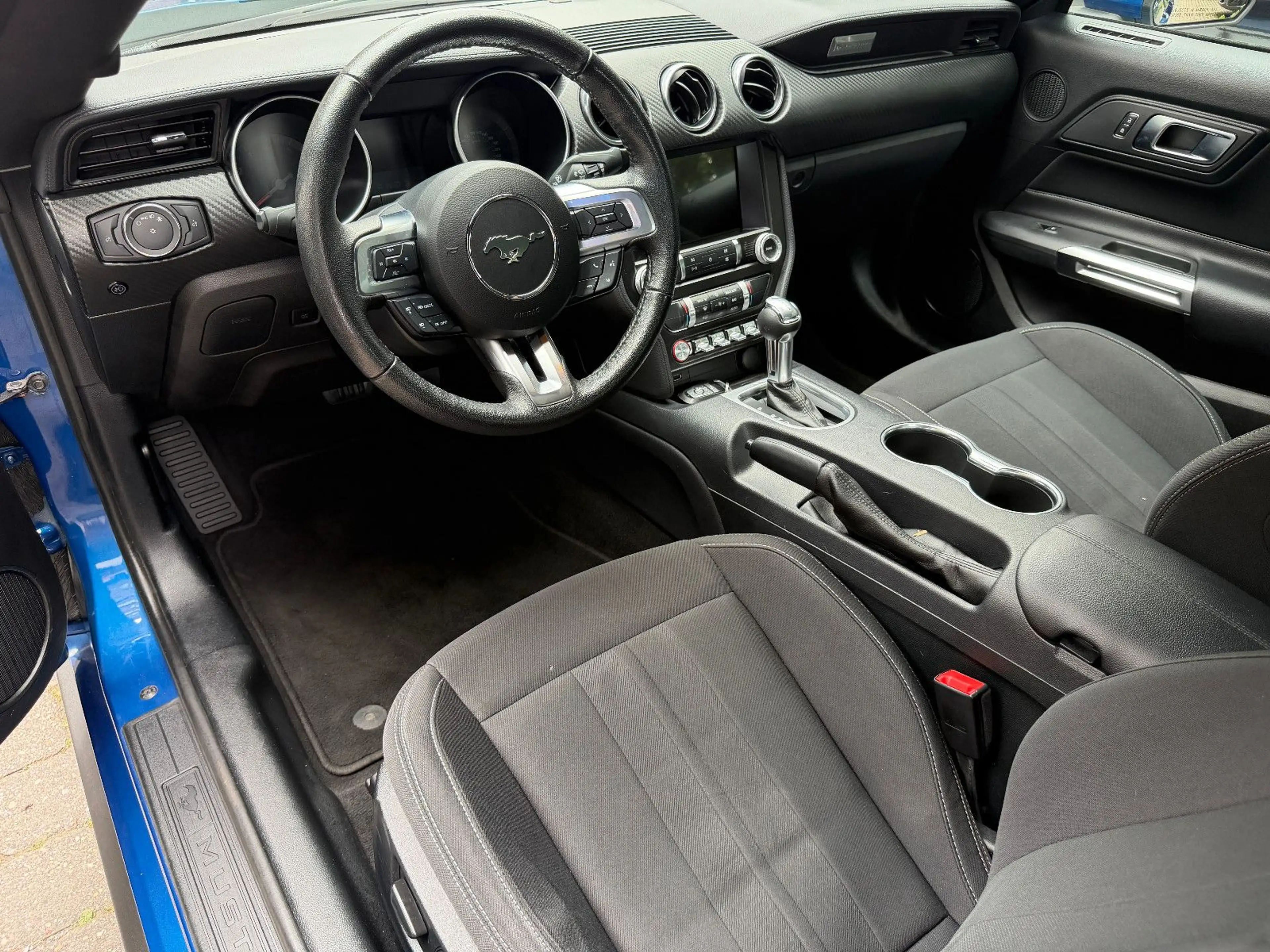 Ford Mustang Basis Fastback — photo 8