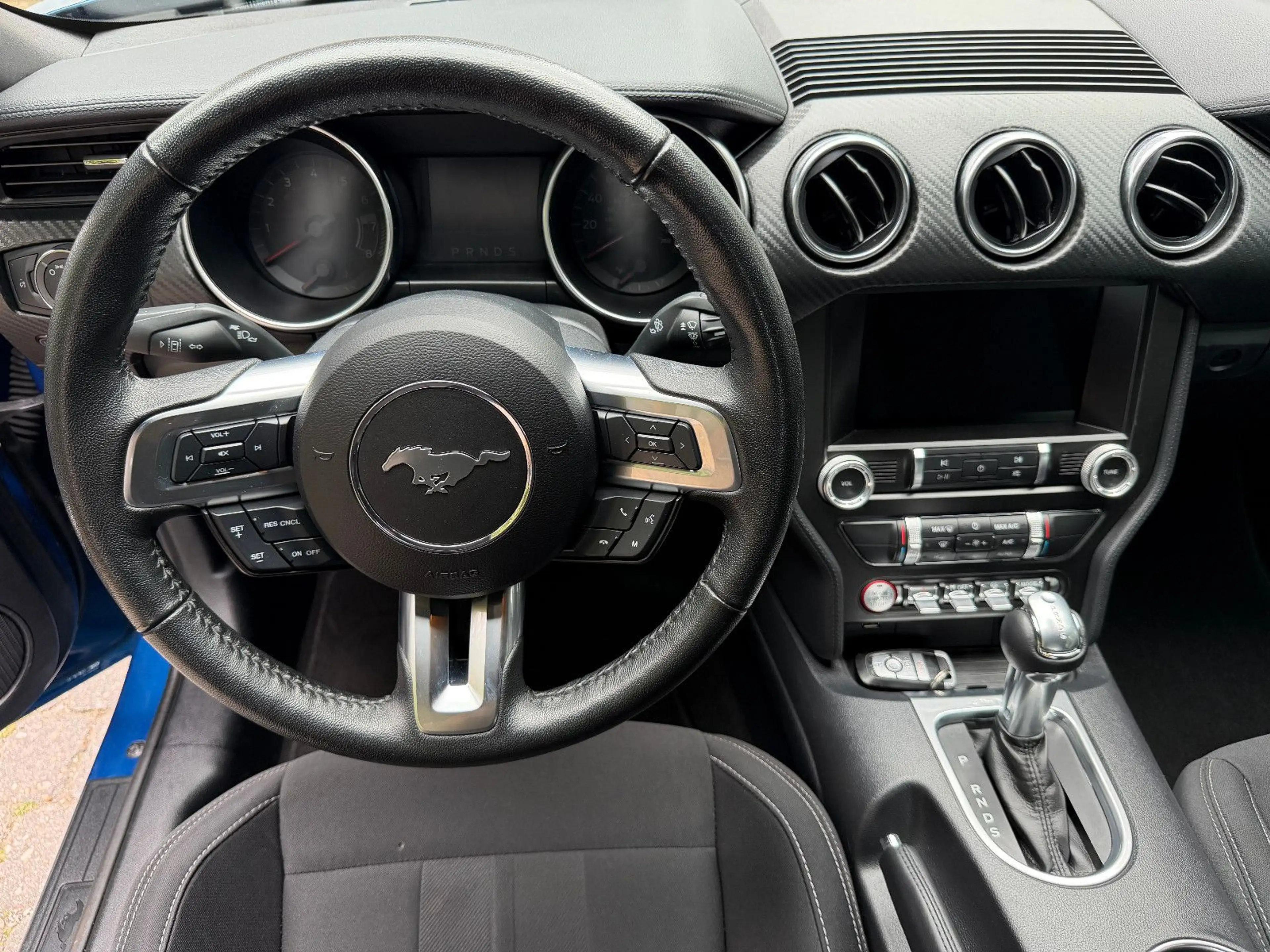Ford Mustang Basis Fastback — photo 11