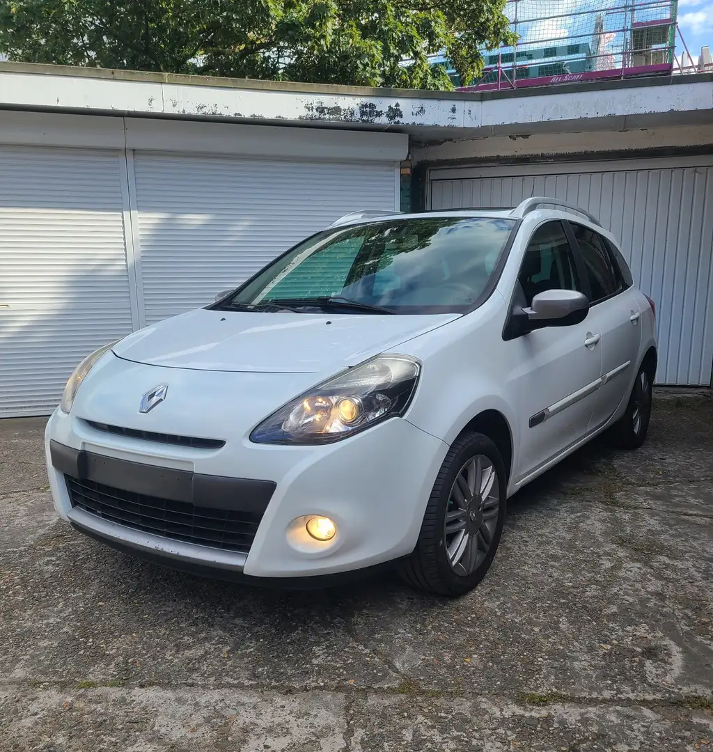 Renault Clio 1.2 16V 75 Grandtour nightDay - 2