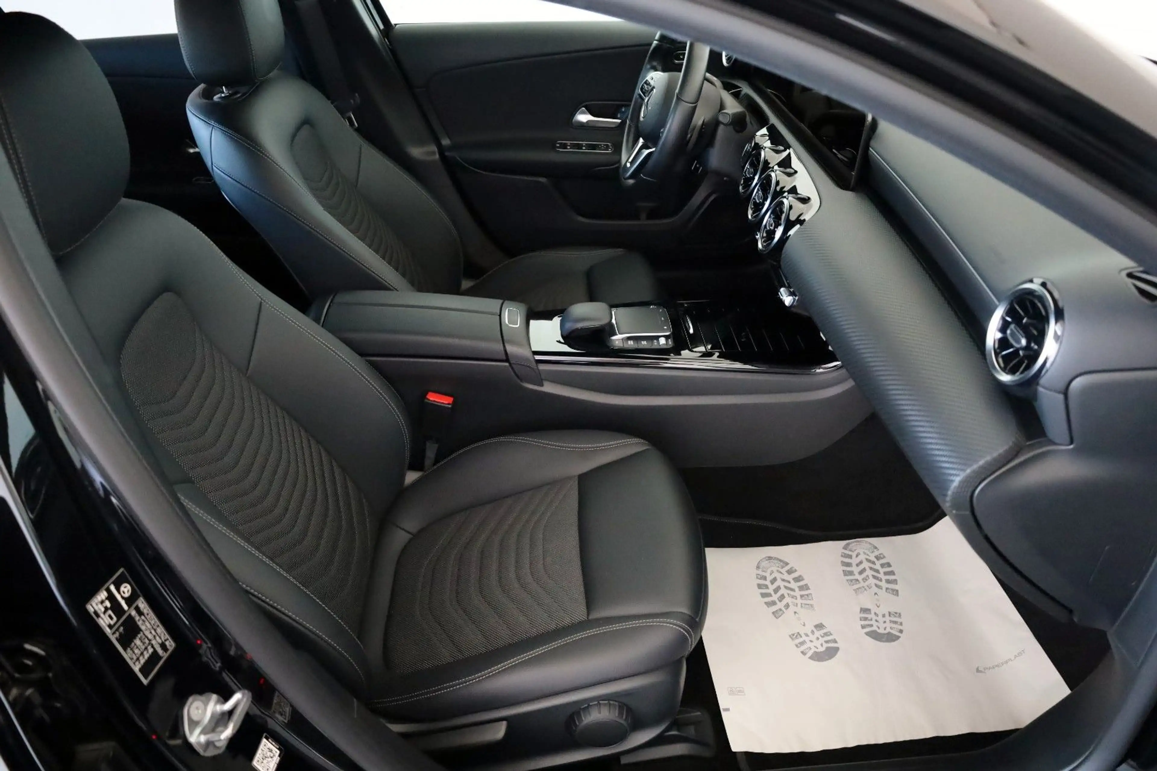 Mercedes-Benz A 250 e Style Limo., T.Leder, Navi, LED, Kamera — photo 5