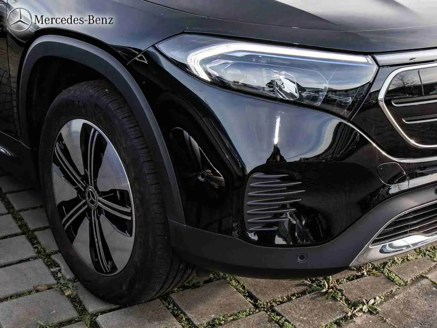 Mercedes-Benz EQB 300 4Matic|RüKam|LED|MBUX|18|SHZ|Wärmepumpe Noir - 2