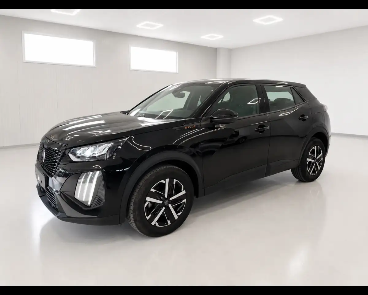Peugeot 2008 1.2 Hybrid Style