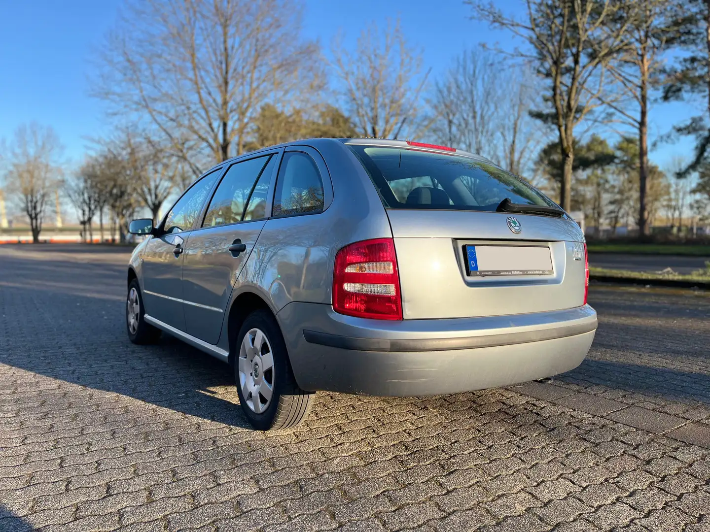 Skoda Fabia Classic Grau - 1