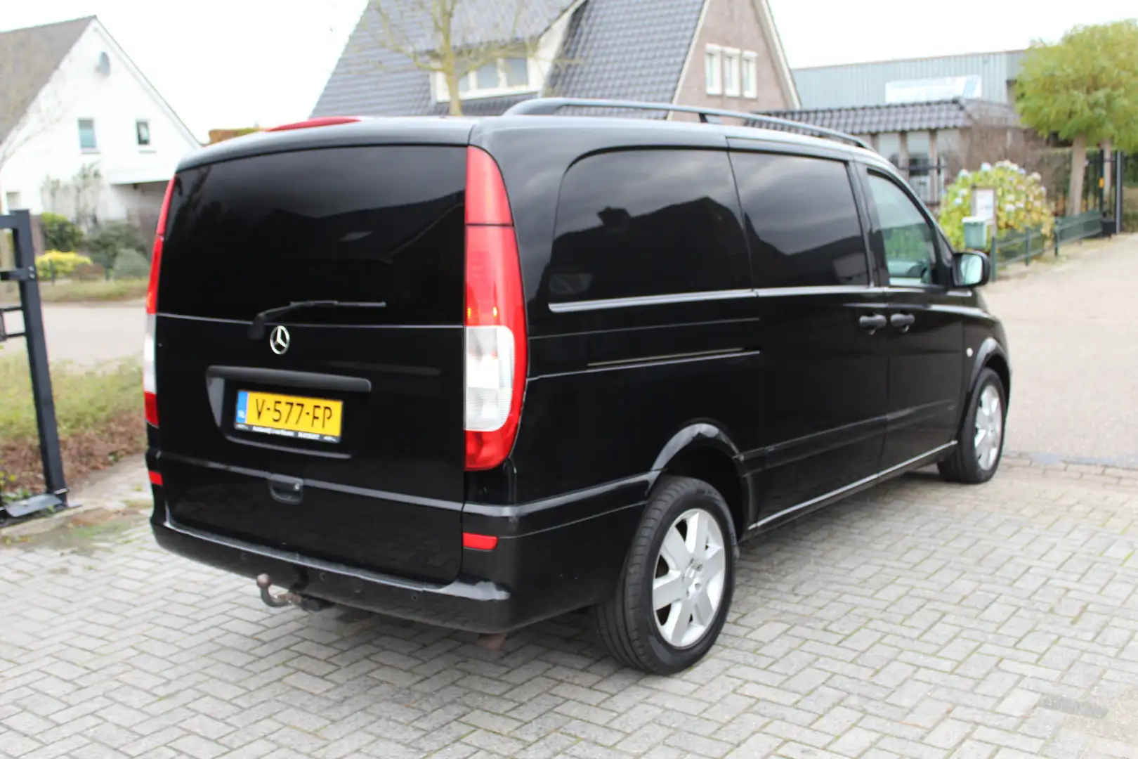 Mercedes-Benz Vito 122 CDI 3.0 V6 Automaat Lang ✓ 3-zits ✓ xenon ✓ le Noir - 2