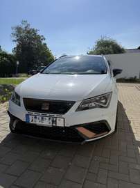 Cupra R 300 4Drive