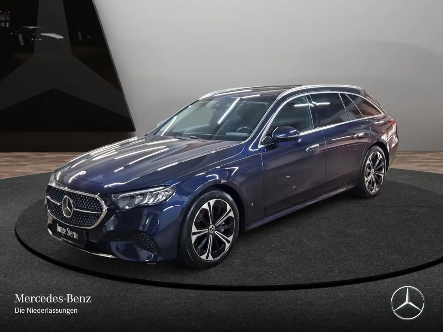 Mercedes-Benz E 300 e T Avantgarde Fahrass Distr+ HUD LED AHK 9G Blau - 2