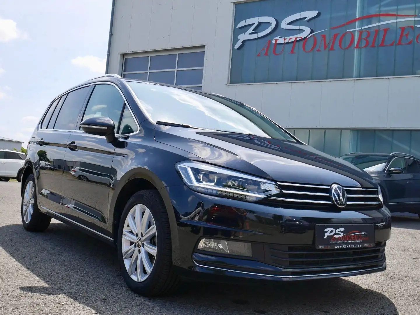 Volkswagen Touran 1.5 TSI DSG "Highline"AHK+LED+Kamera Schwarz - 1