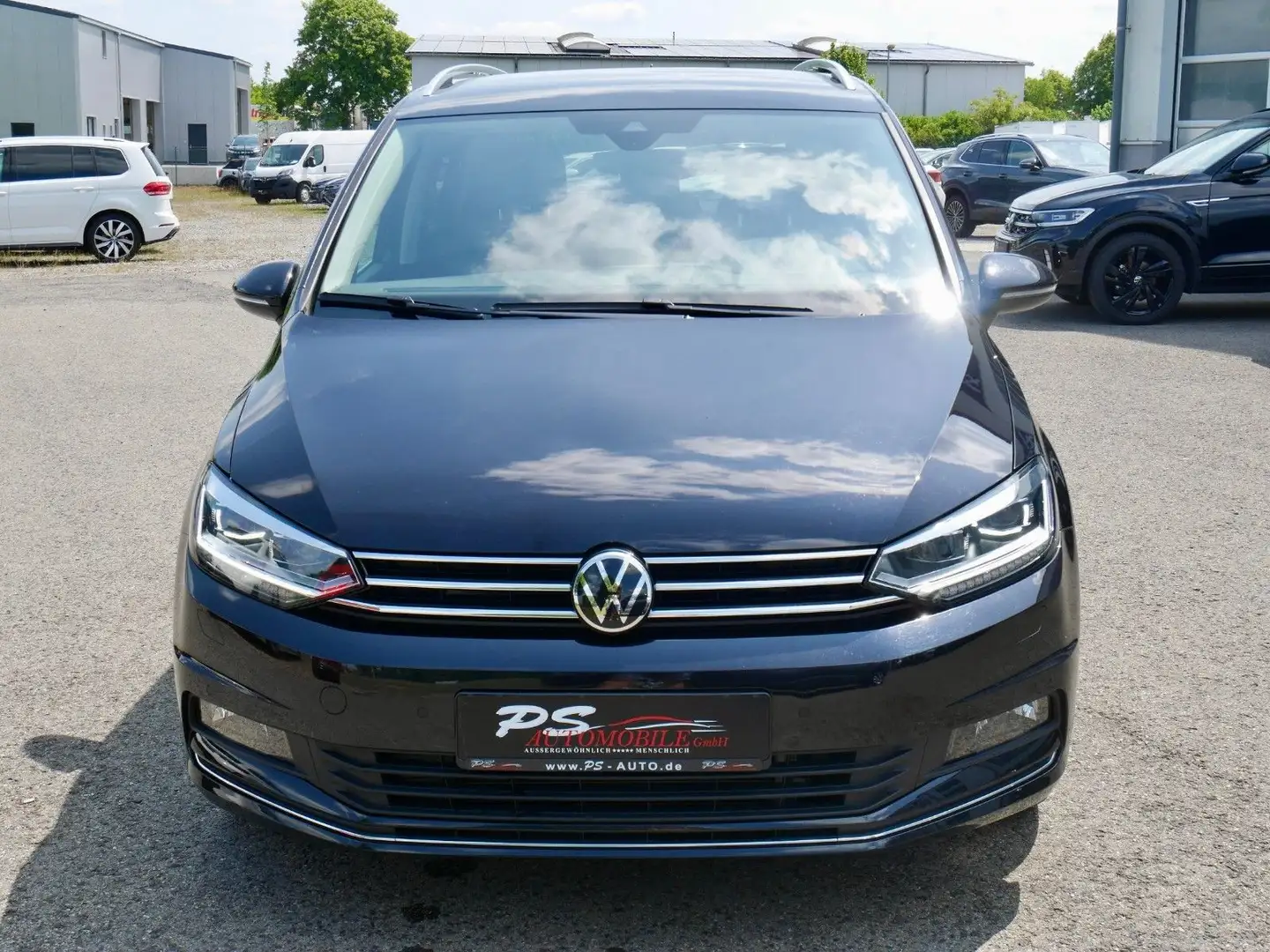 Volkswagen Touran 1.5 TSI DSG "Highline"AHK+LED+Kamera Schwarz - 2