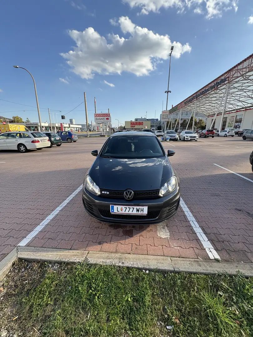 Volkswagen Golf GTD 2,0 TDI DPF DSG - 1