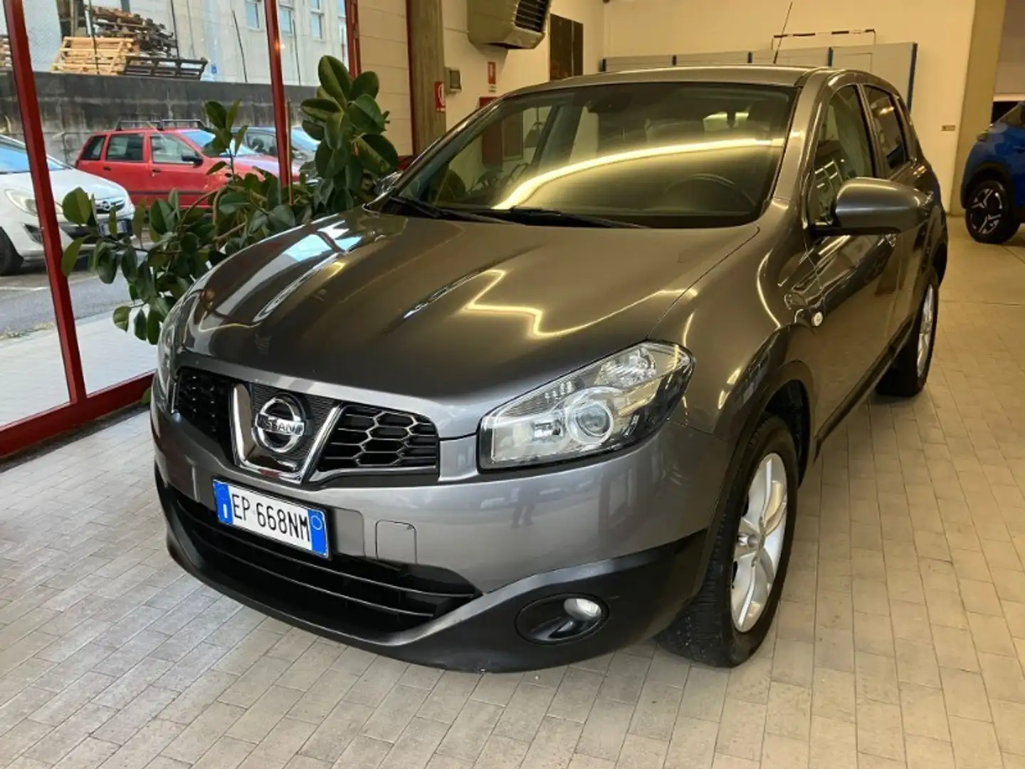 Nissan Qashqai 1.5 dCi DPF Acenta Gris - 1