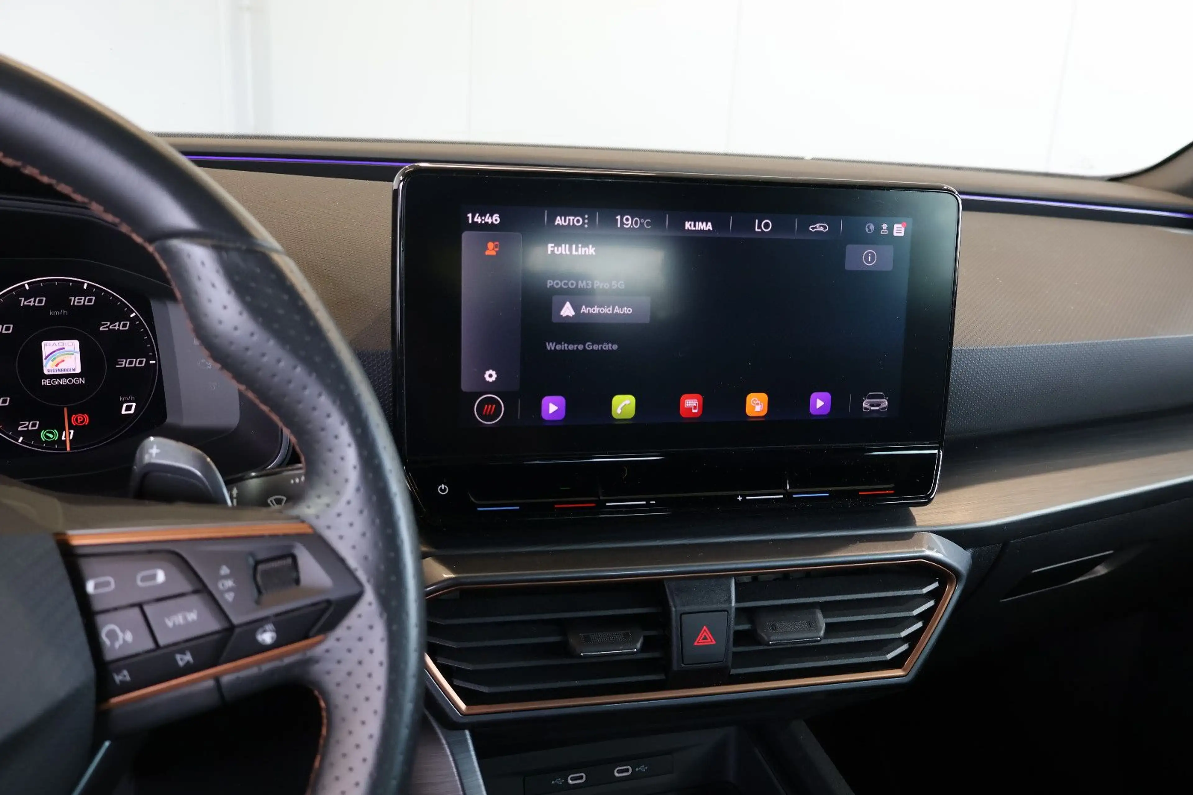 CUPRA Leon ST 1.5 eTSI CARPLAY+AID+ACC+KAM+LED+18" — photo 11