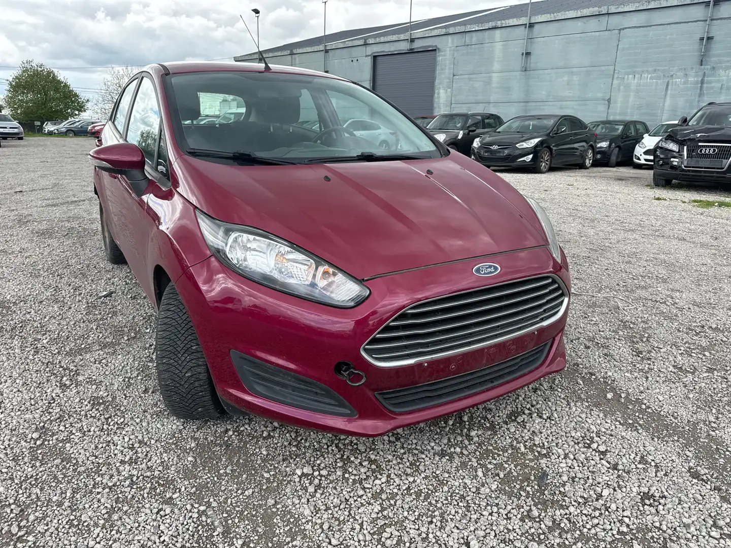 Ford Fiesta 1.4i Champions automatique Rouge - 2