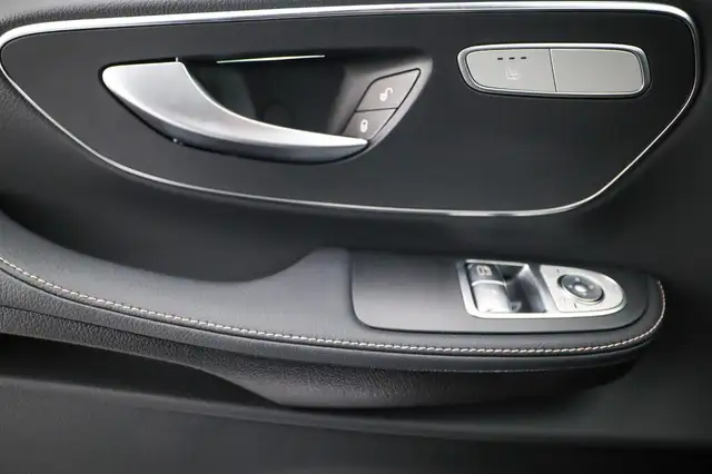 Mercedes-Benz EQV 300 AVANTGARDE Lang LED Navi EASY-PACK Distr Ansicht 17