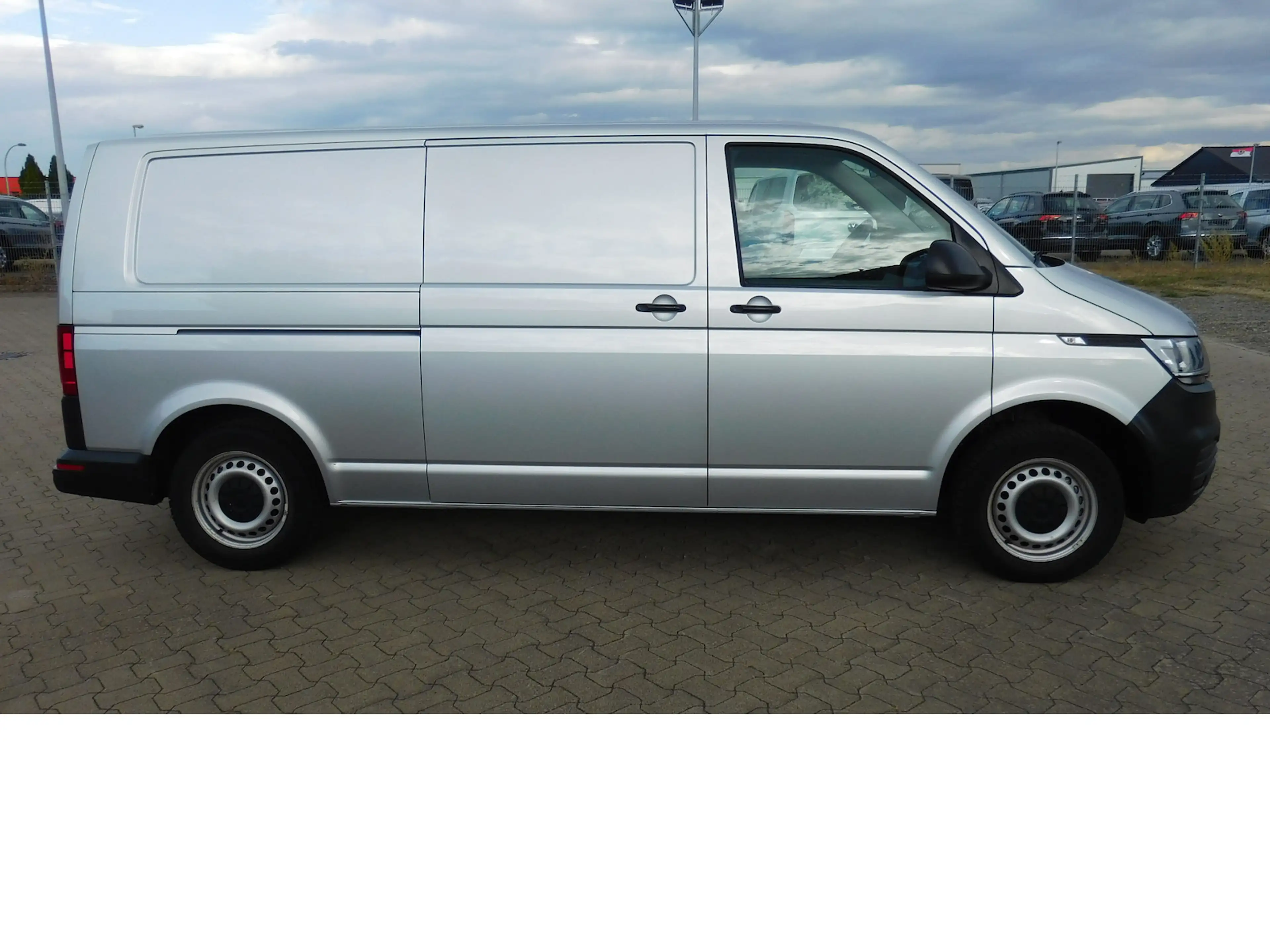 Volkswagen T6.1 Transporter Abt e- Lang Elektro Klima Radio — photo 2