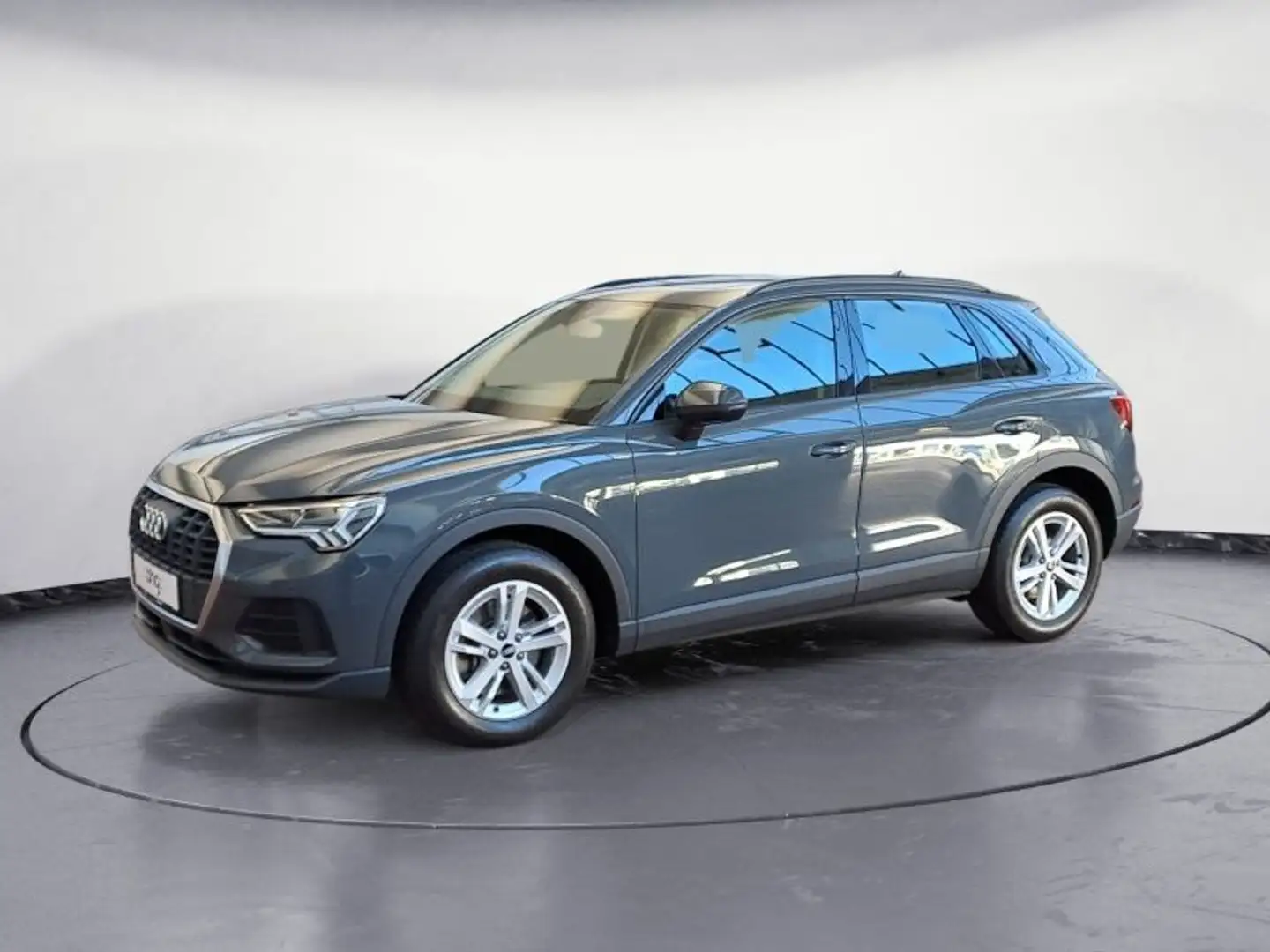 Audi Q3 40 TFSI quattro S tronic *DIG.-COCKPIT*AHK*KA Grau - 2