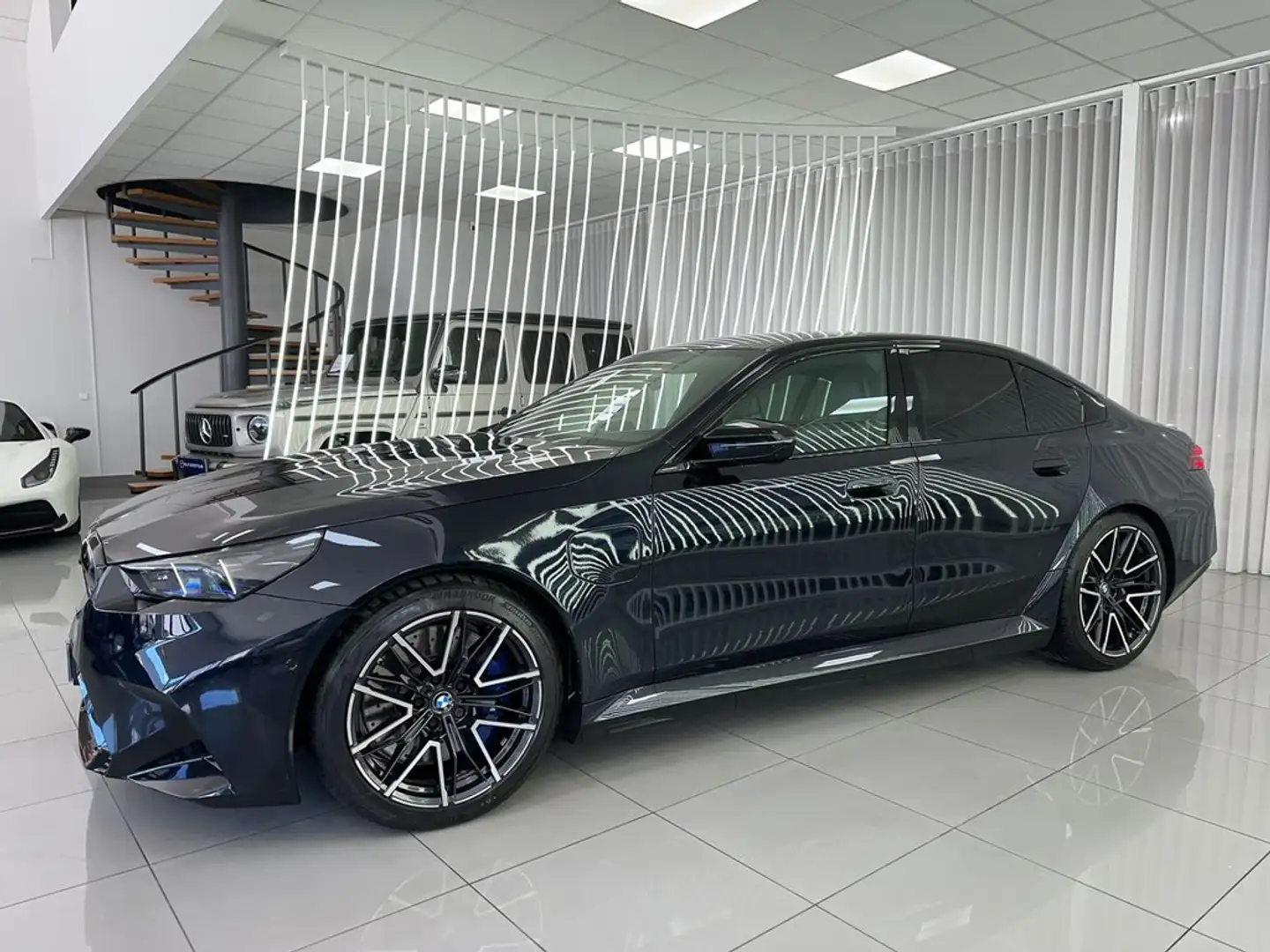 BMW M5 Negro - 2