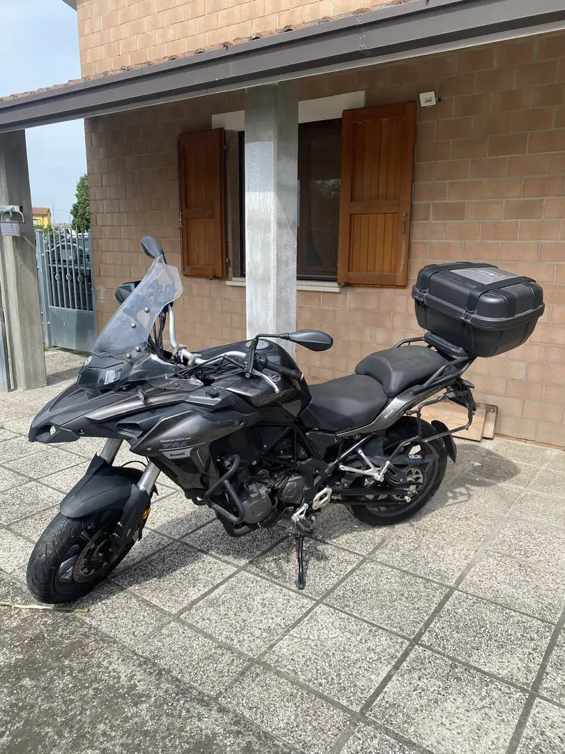 Benelli TRK 502 strada - 1