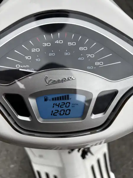 Vespa Primavera 50 - foto 3