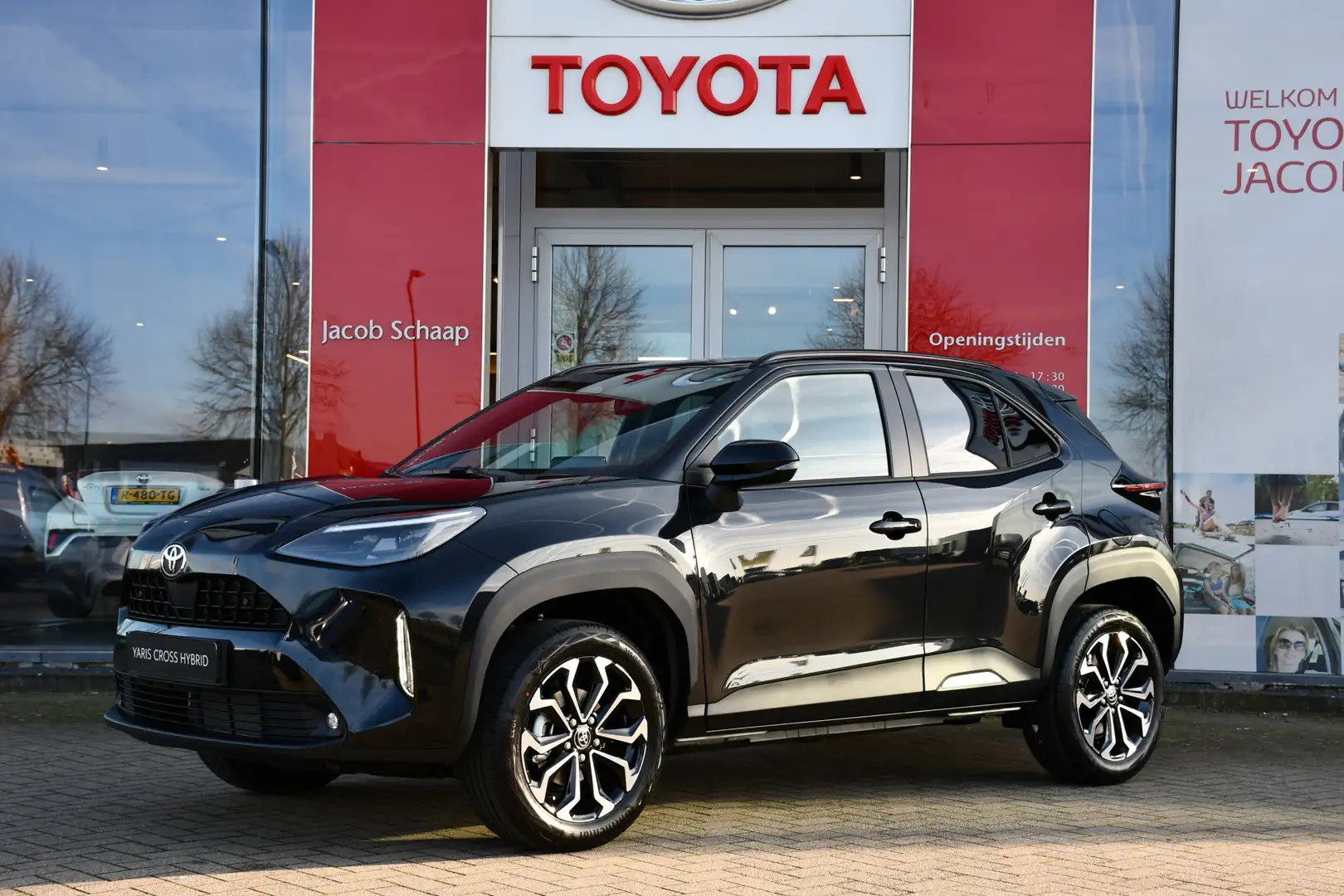 Toyota Yaris Cross 1.5 Hybrid 130 Dynamic Automaat 130pk | Nieuw | C Noir - 1