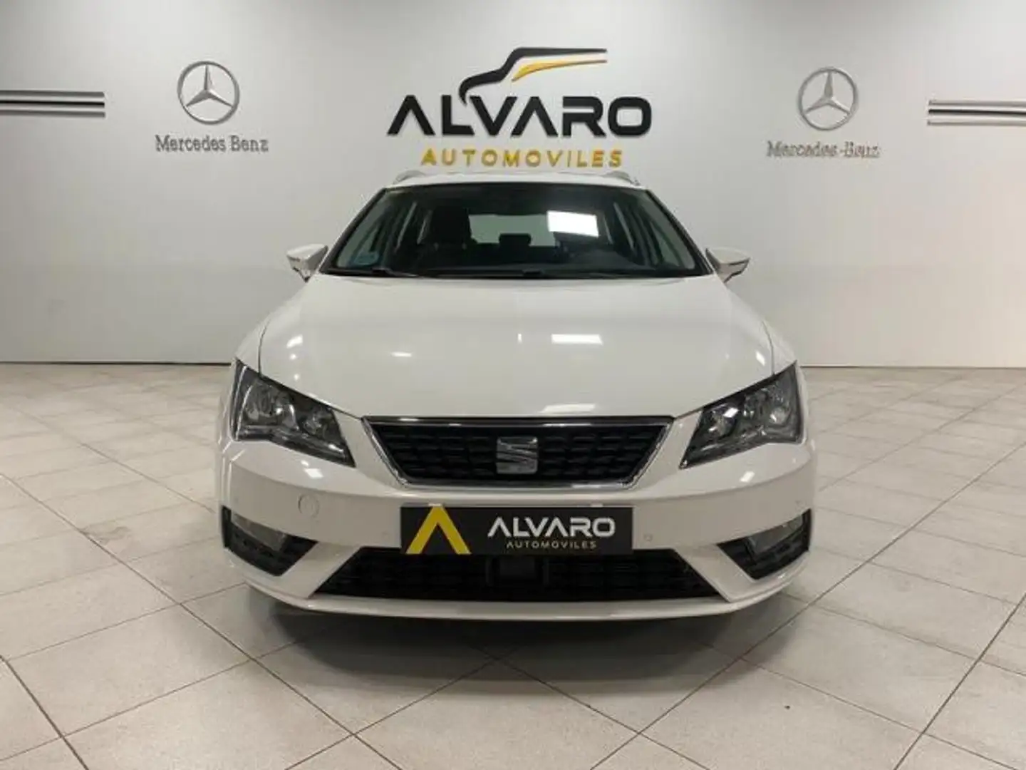 SEAT Leon ST 1.6 TDI CR 85 kW (115 CV) Start&Stop Style Wit - 2