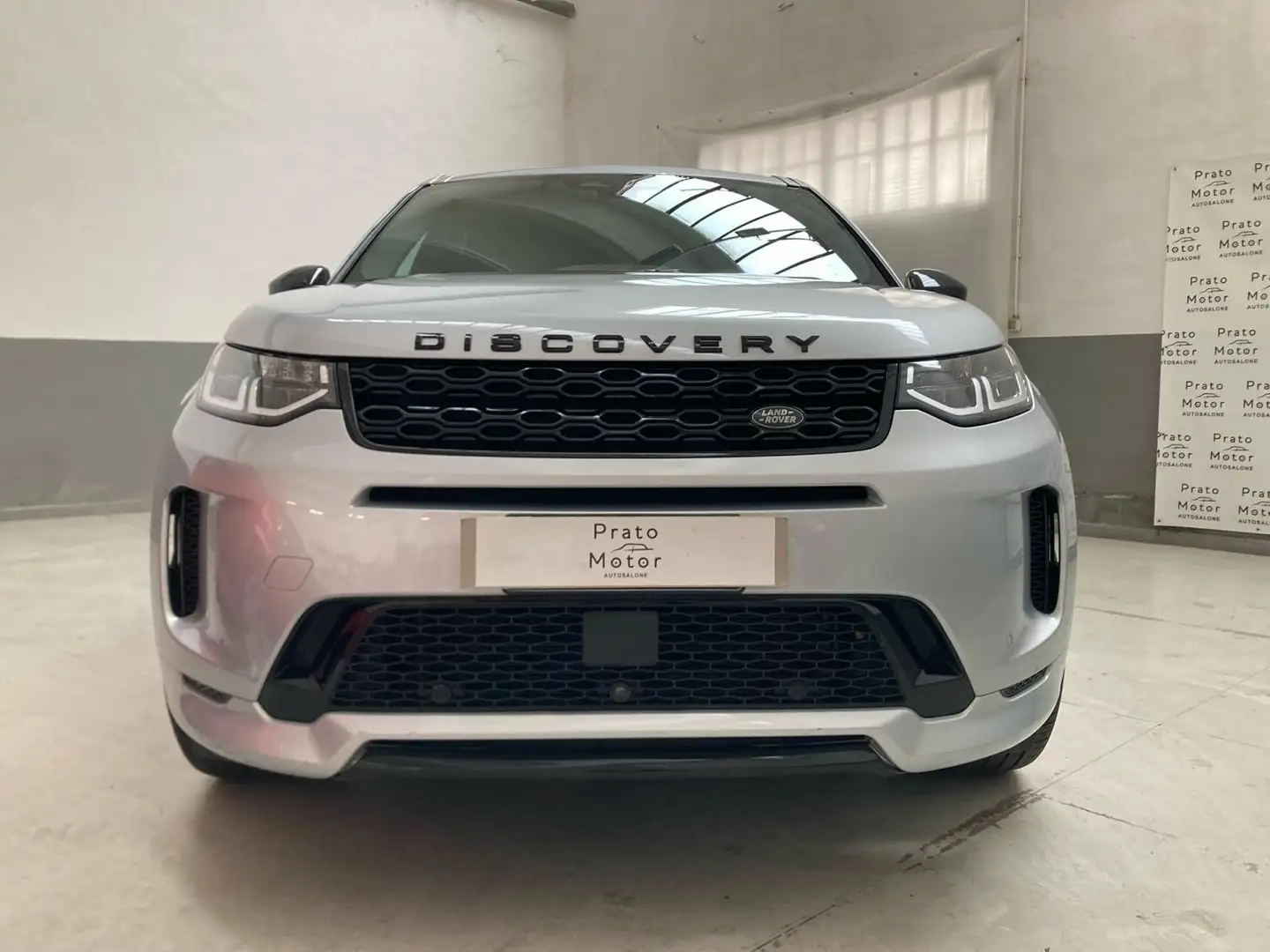 Land Rover Discovery Sport 2.0d td4 mhev R-Dynamic SE awd 163cv auto Plateado - 1