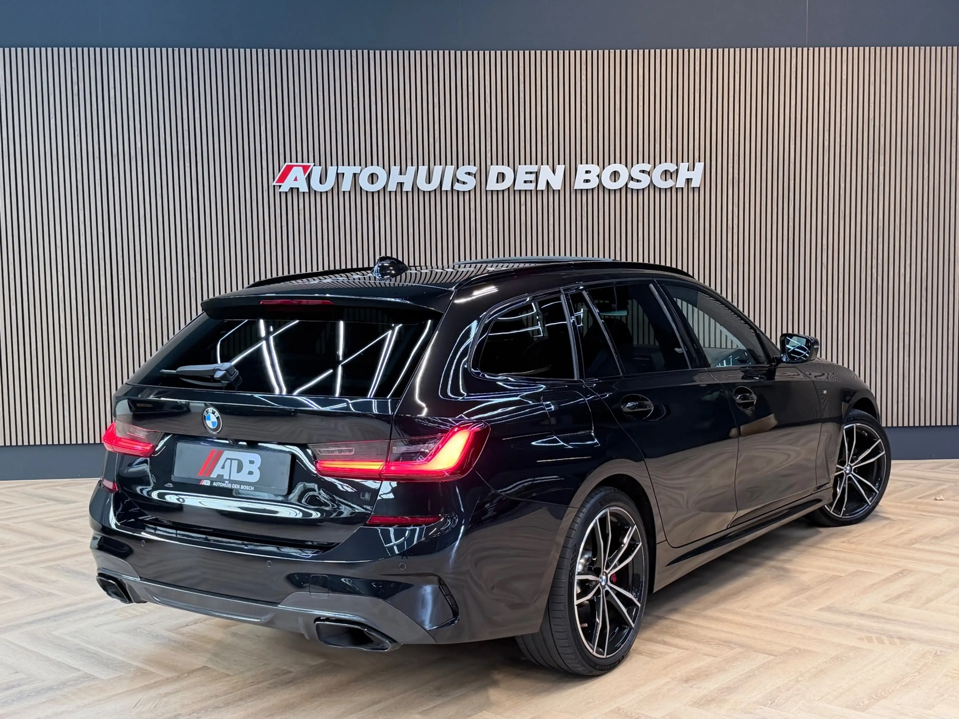 BMW 340 3-serie Touring M340i xDrive High Executive 374PK — photo 2