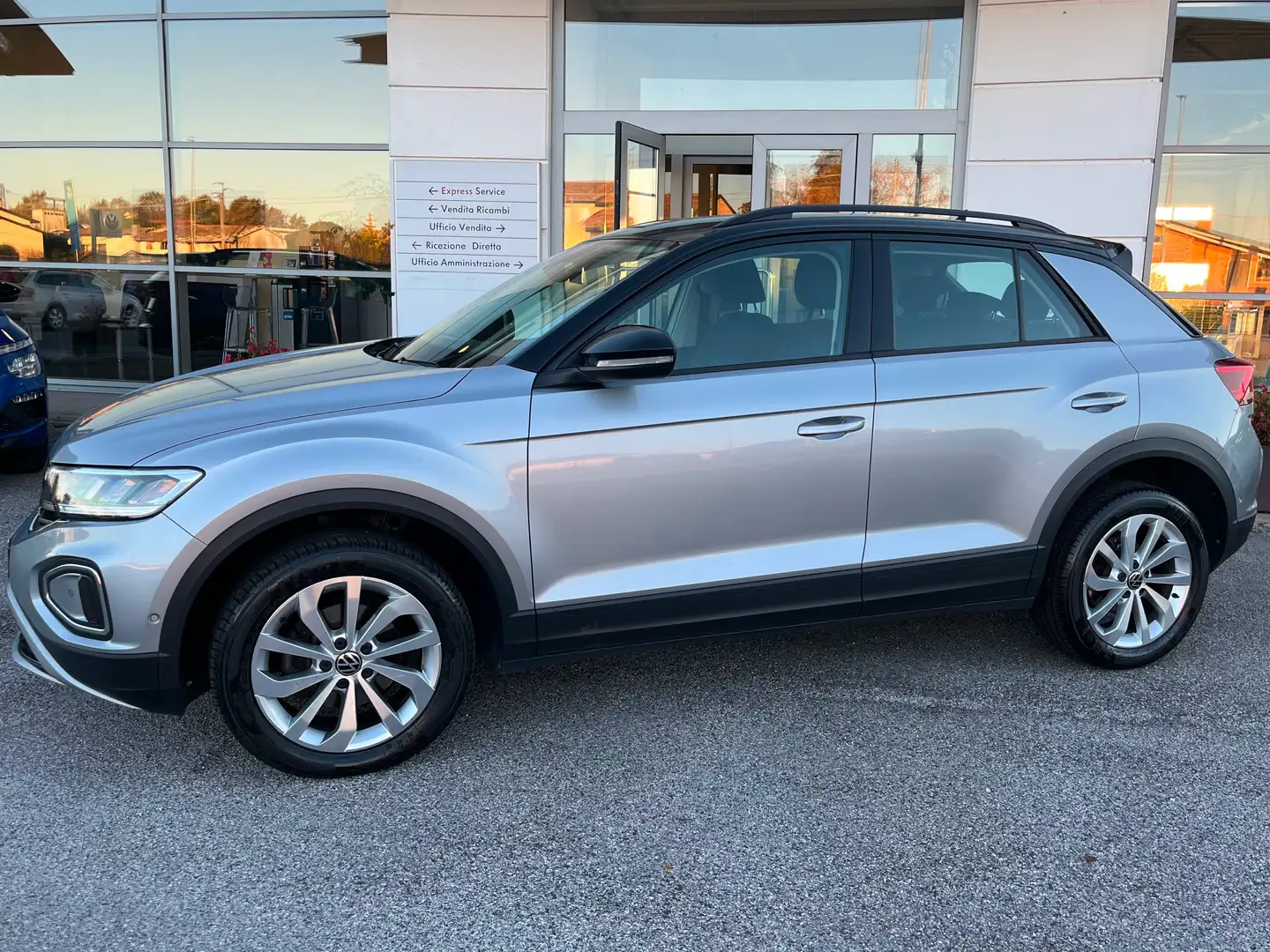 Volkswagen T-Roc T-Roc 1.5 tsi Life dsg Argento - 2