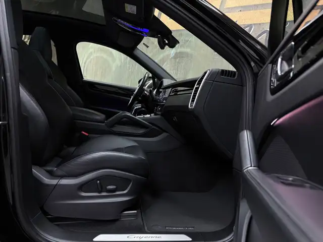 Porsche Cayenne Coupe E-Hybrid *8-FACH* APPROVED SPORTDESIGN BOSE Ansicht 48