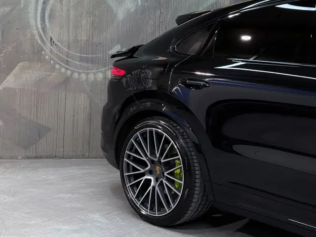 Porsche Cayenne Coupe E-Hybrid *8-FACH* APPROVED SPORTDESIGN BOSE Ansicht 14