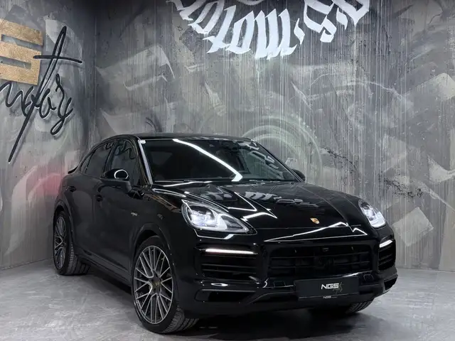 Porsche Cayenne Coupe E-Hybrid *8-FACH* APPROVED SPORTDESIGN BOSE Ansicht 10