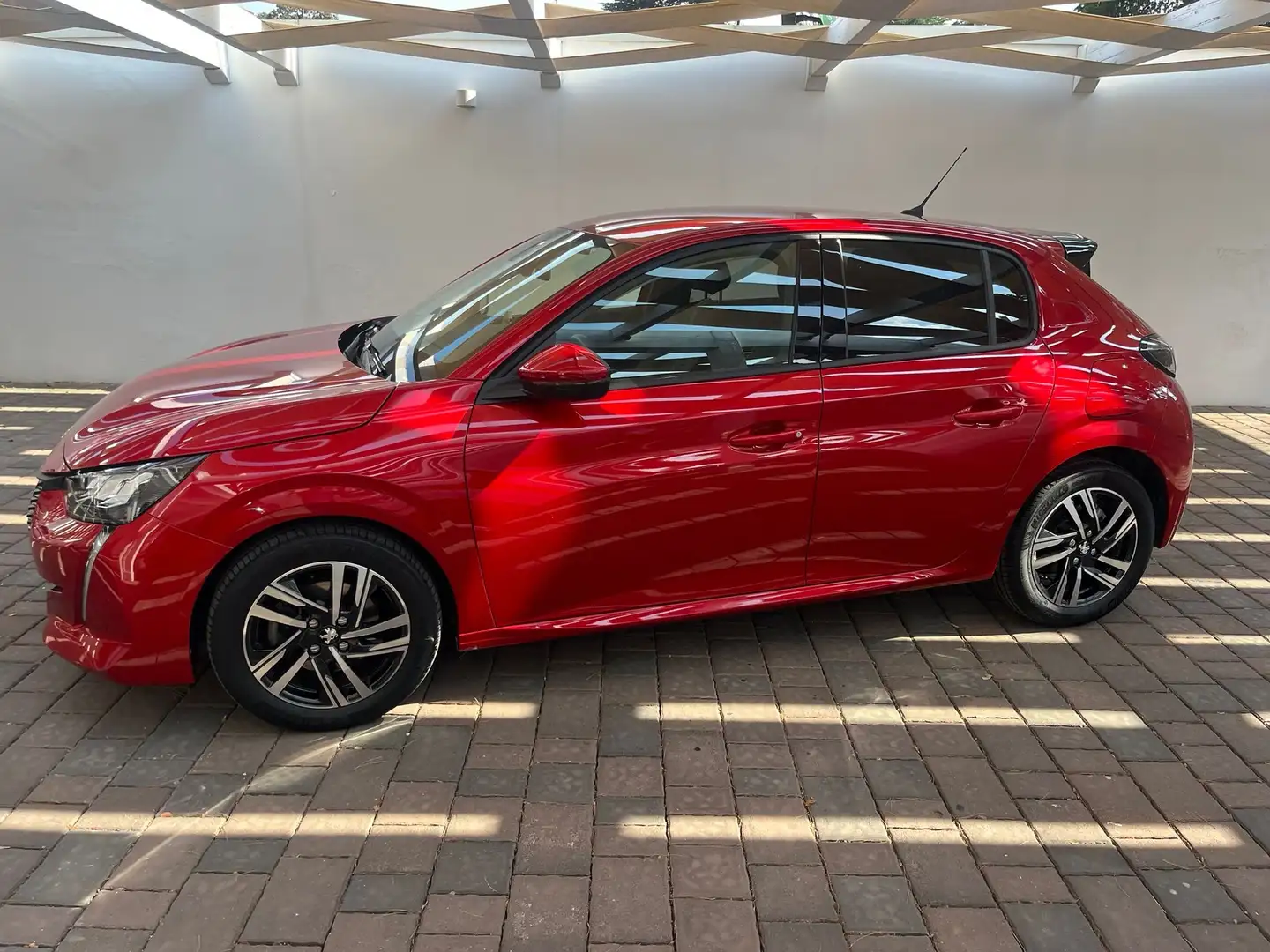 Peugeot 208 208 II 2019 1.2 puretech Allure Navi Pack s Rosso - 2