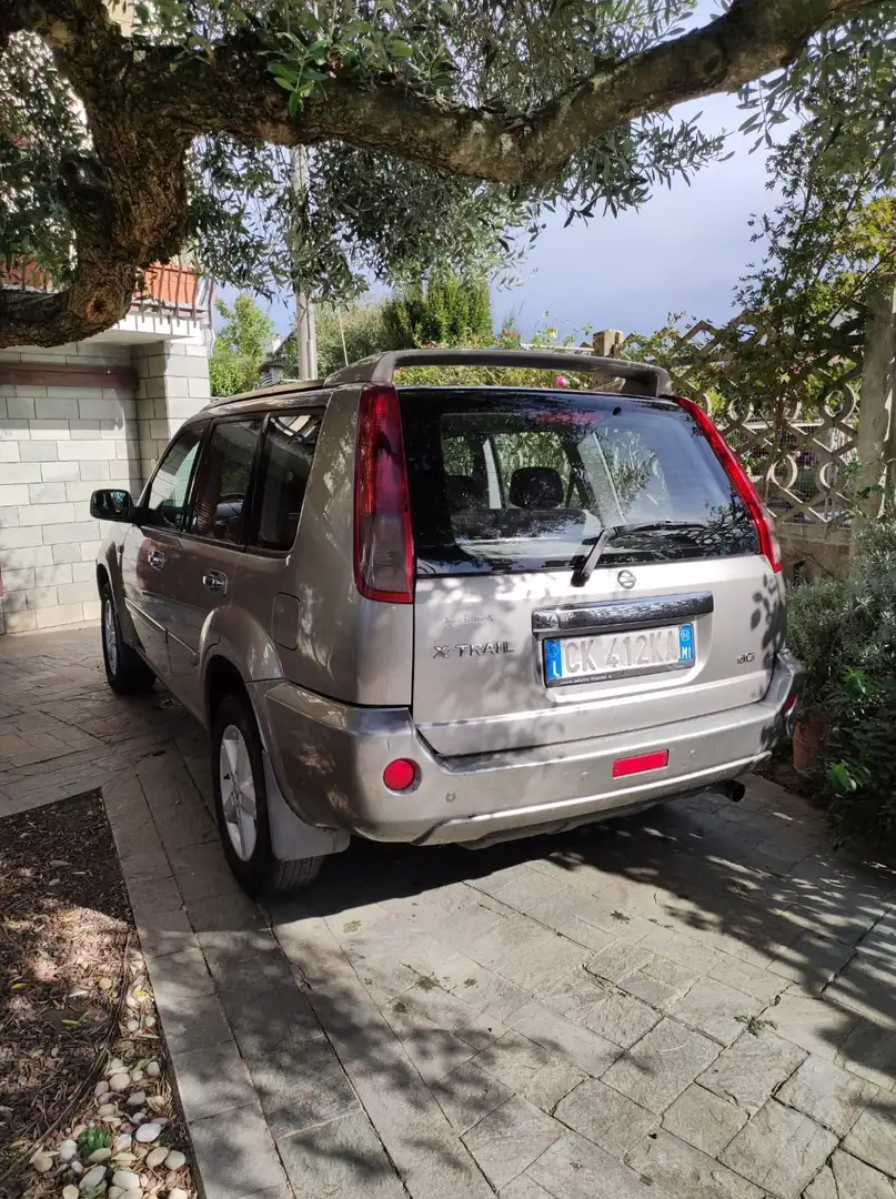 Nissan X-Trail 2.2 dci Sport FL - 2