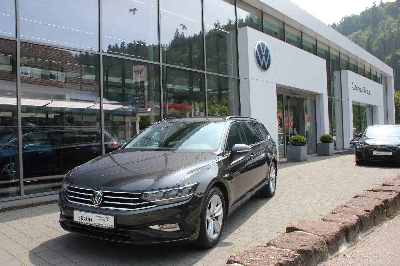 Volkswagen Passat Variant 1,5TSI *ACC,AHK,Standheizung* Grau - 1