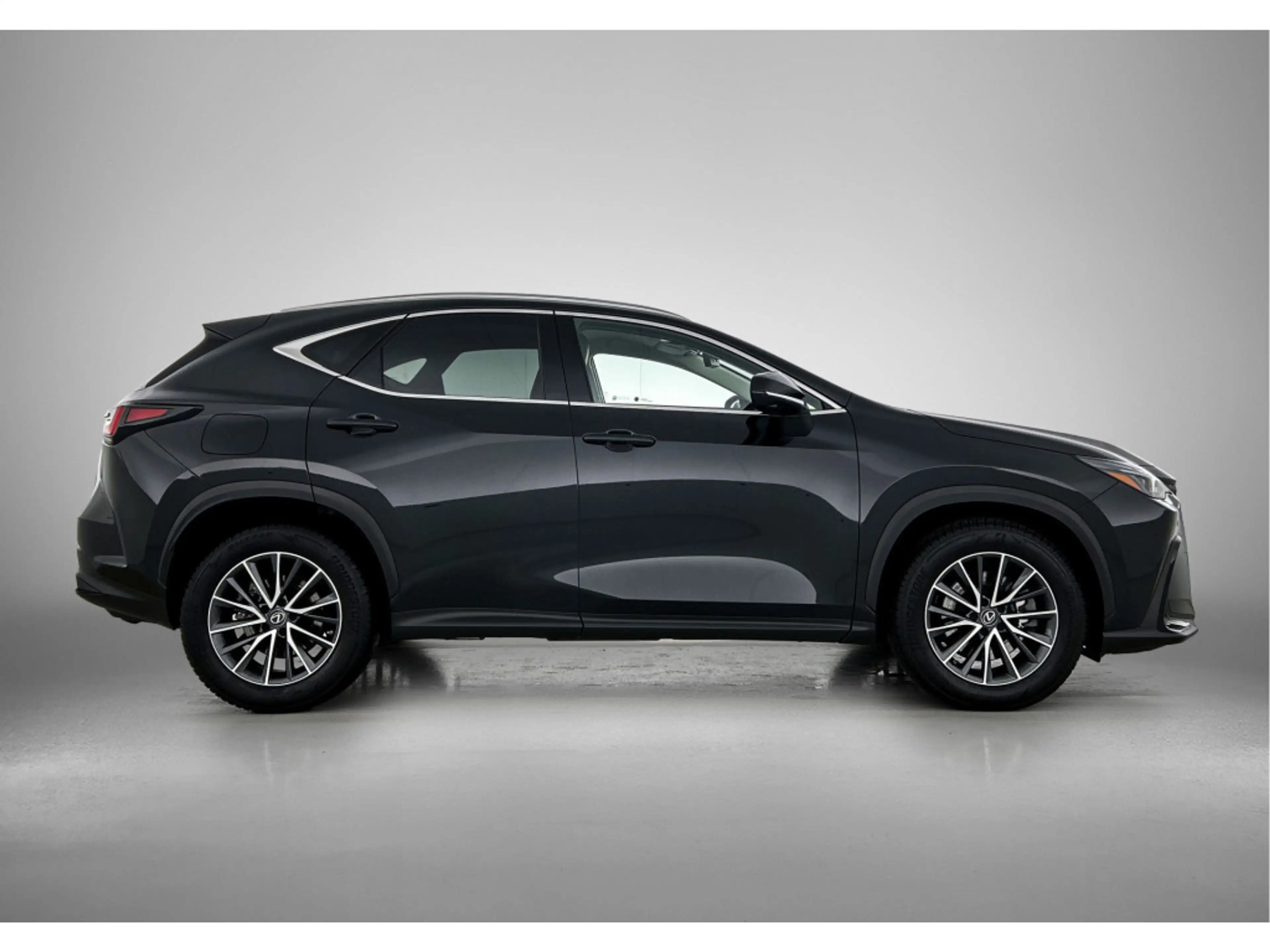 Lexus NX 450h+ AWD Luxury Line | Trekhaak 1.500 kg | Stoelventila — photo 12